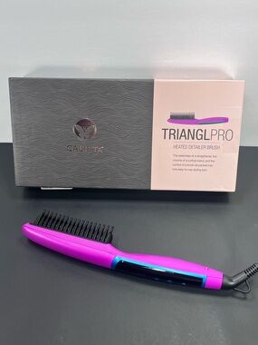 Calista TrianglPro Heated Detailer Brush – Purple